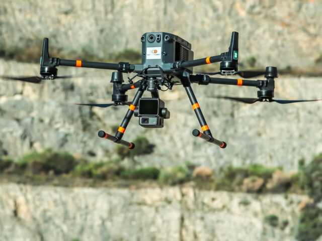 DRONE DJI MATRICE 350 RTK CON SENSORE LIDAR DJI ZENMUSE L2